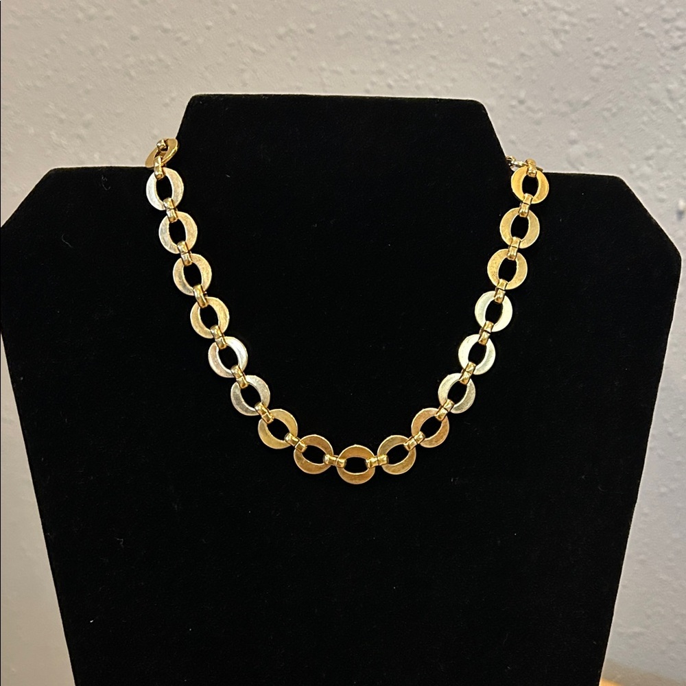 Vintage Monet Gold Tone Ring Chain Choker/Collar Necklace